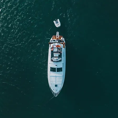Discoverboat - Pita - Exclusive Boat&breakfast *