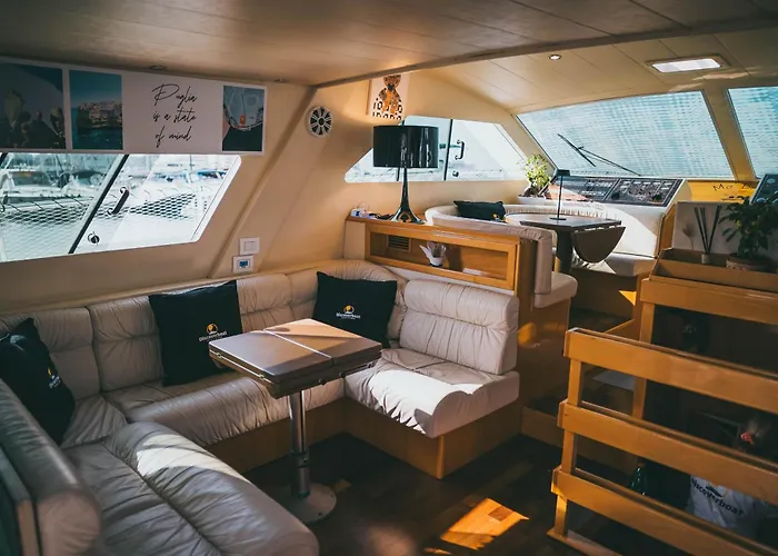 Discoverboat - Pita - Exclusive Boat&breakfast