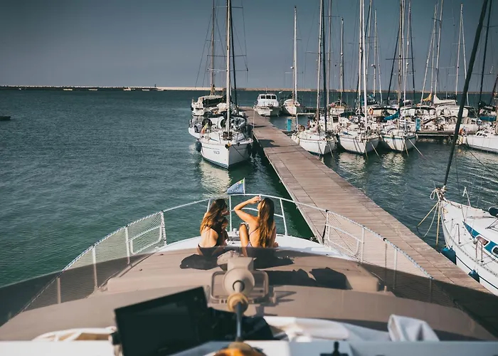 Discoverboat - Pita - Exclusive Boat&breakfast Bari