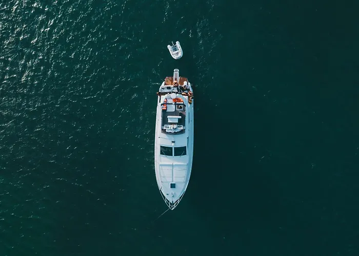 Discoverboat - Pita - Exclusive Boat&breakfast *